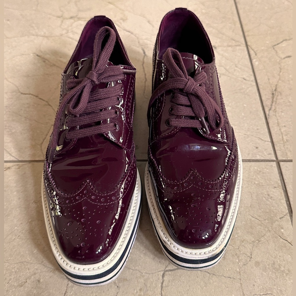 Prada platform tennis shoes size 37 fits like 37 1/2
